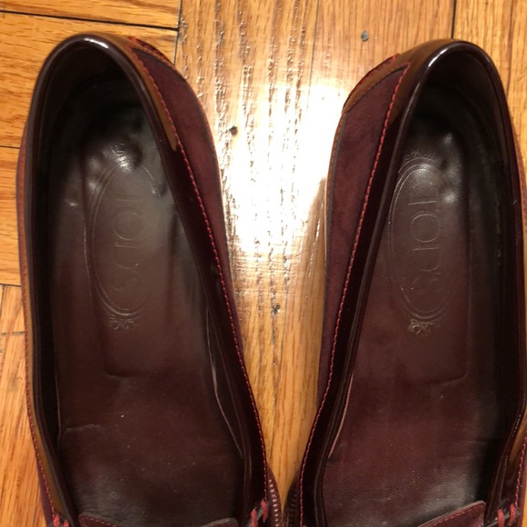 Burgundy Tods Heeled Loafers - Picture 5 of 5